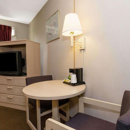 Rodeway Inn Annapolis Extérieur photo